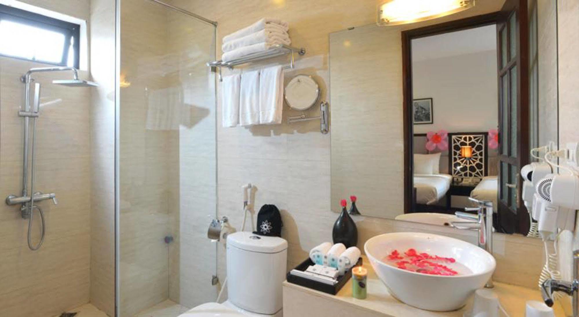 Hanoi Glance Hotel Bagian luar foto