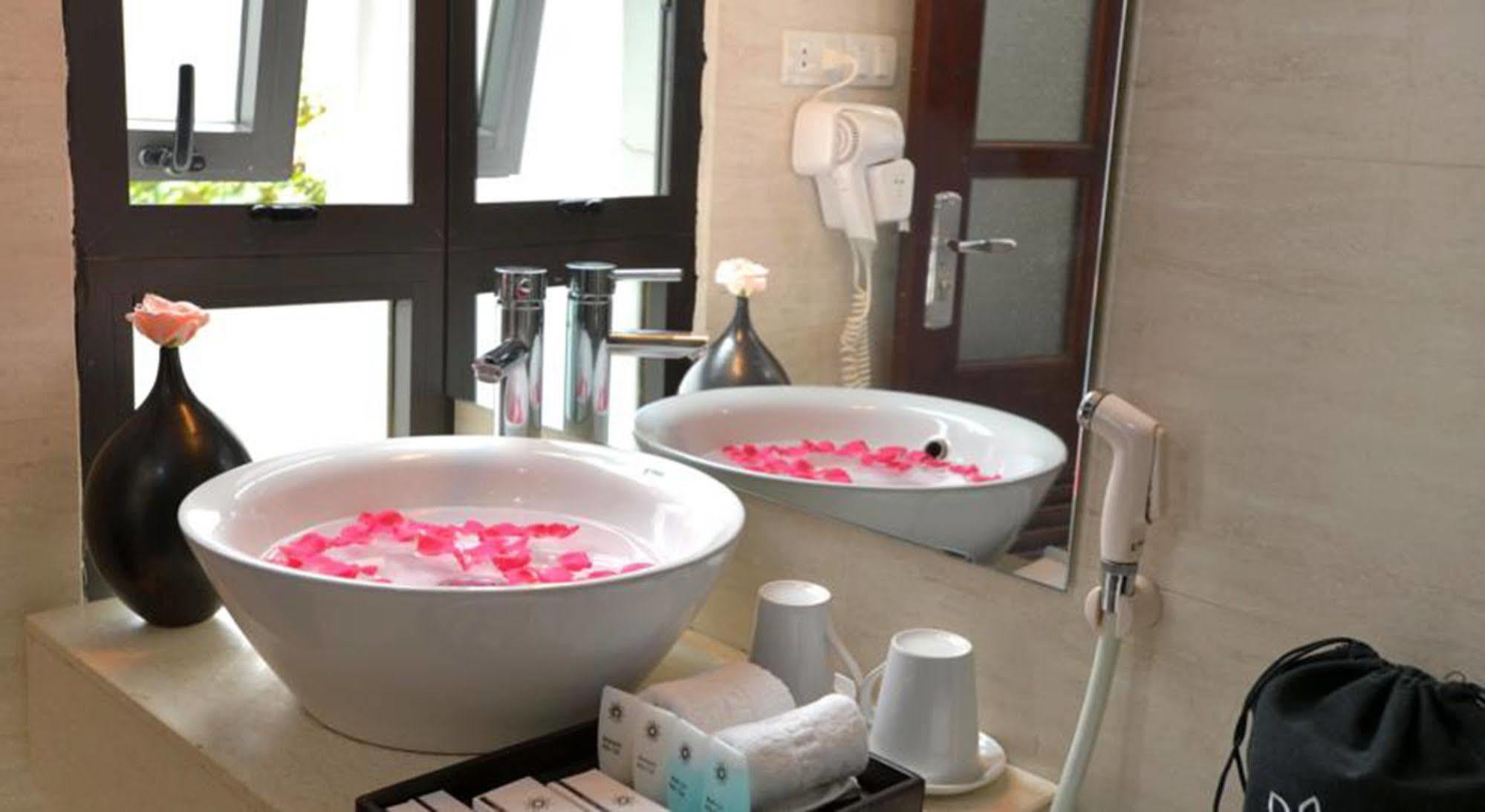 Hanoi Glance Hotel Bagian luar foto